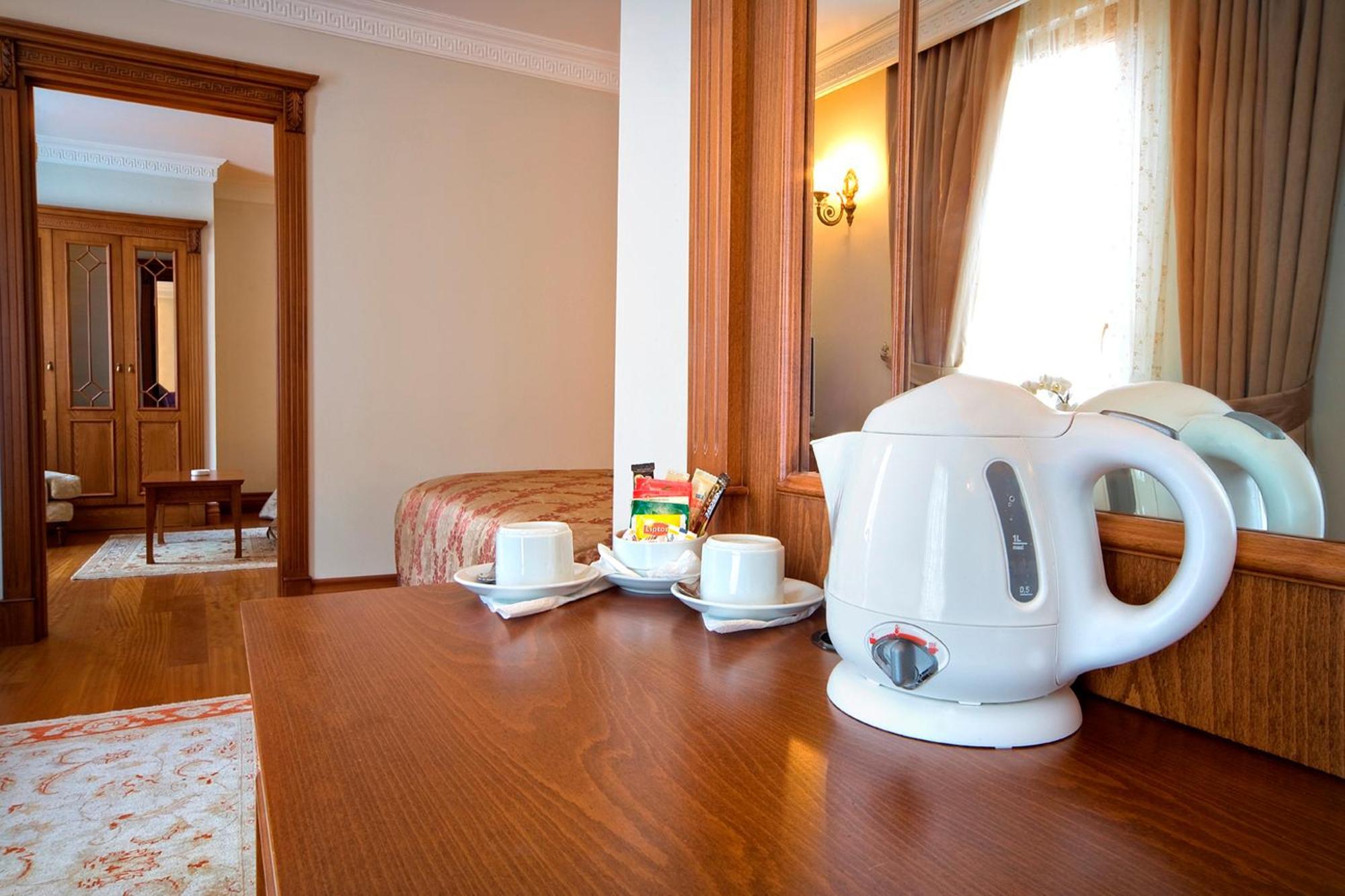 Acra Hotel - Special Category — Photos 1